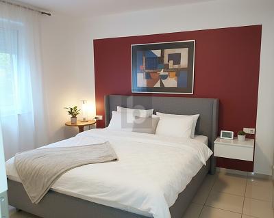 DESIGN TRIFFT AUF WOHNKOMFORT - Terrassenwohnung Sindelfingen Sindelfingen (Stadt) | Angebot:26884804