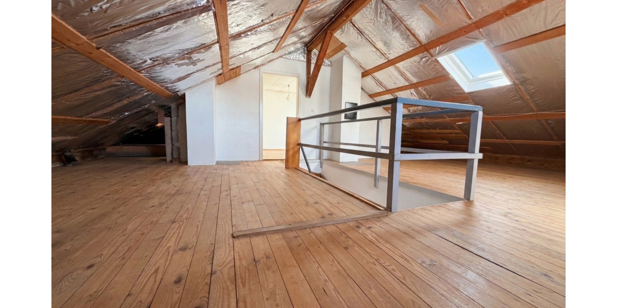 Doppelhaushälfte Sindelfingen Mitte - 5 Zimmer, 160 m&sup2;, 460.000&euro; | Angebot:25770722