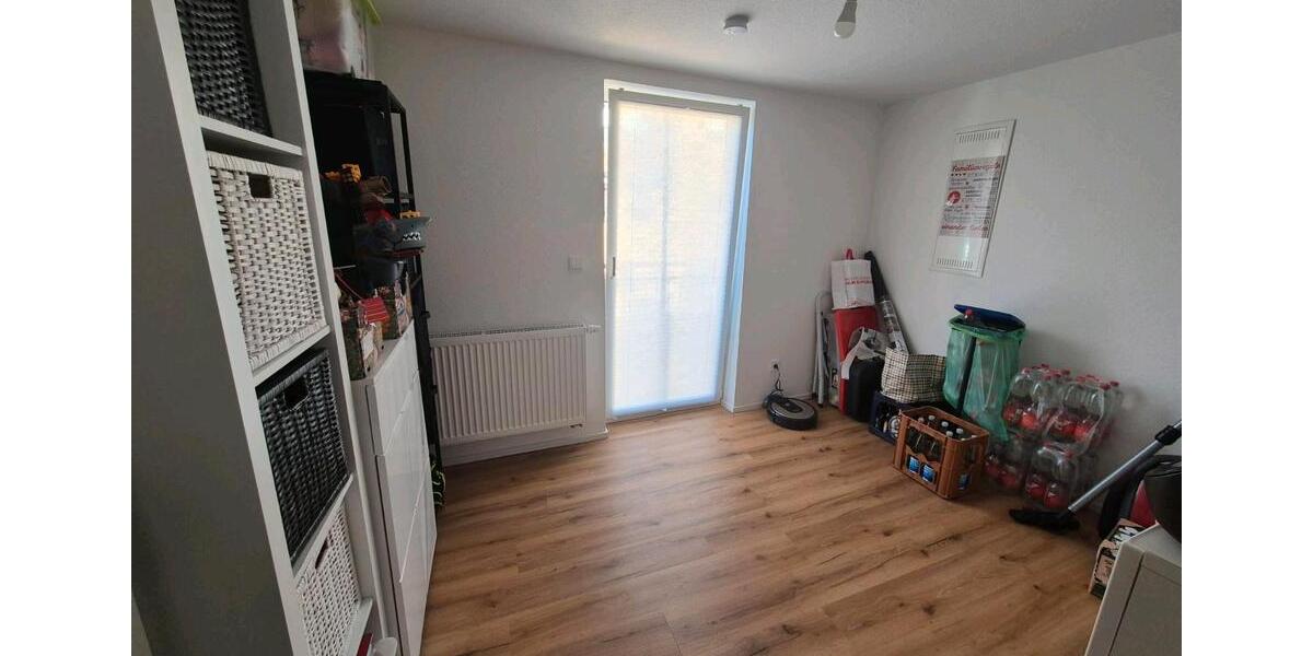 Etagenwohnung Oberderdingen - 4 Zimmer, 110 m&sup2;, 1.400&euro; | Angebot:25325057