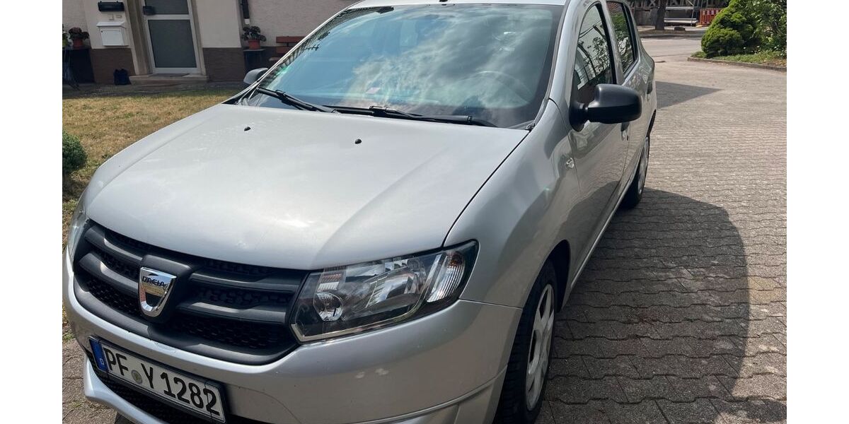 Dacia Sandero 82.205 km 4.200 &euro; Neuhausen 75242