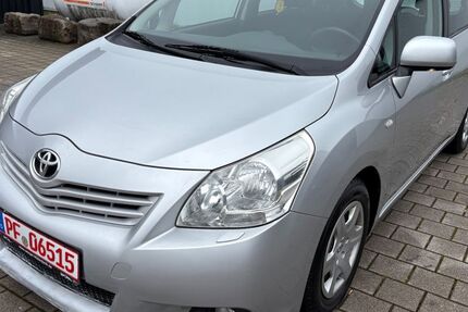 Toyota Verso 185.332 km 3.999 &euro; pforzheim 75179