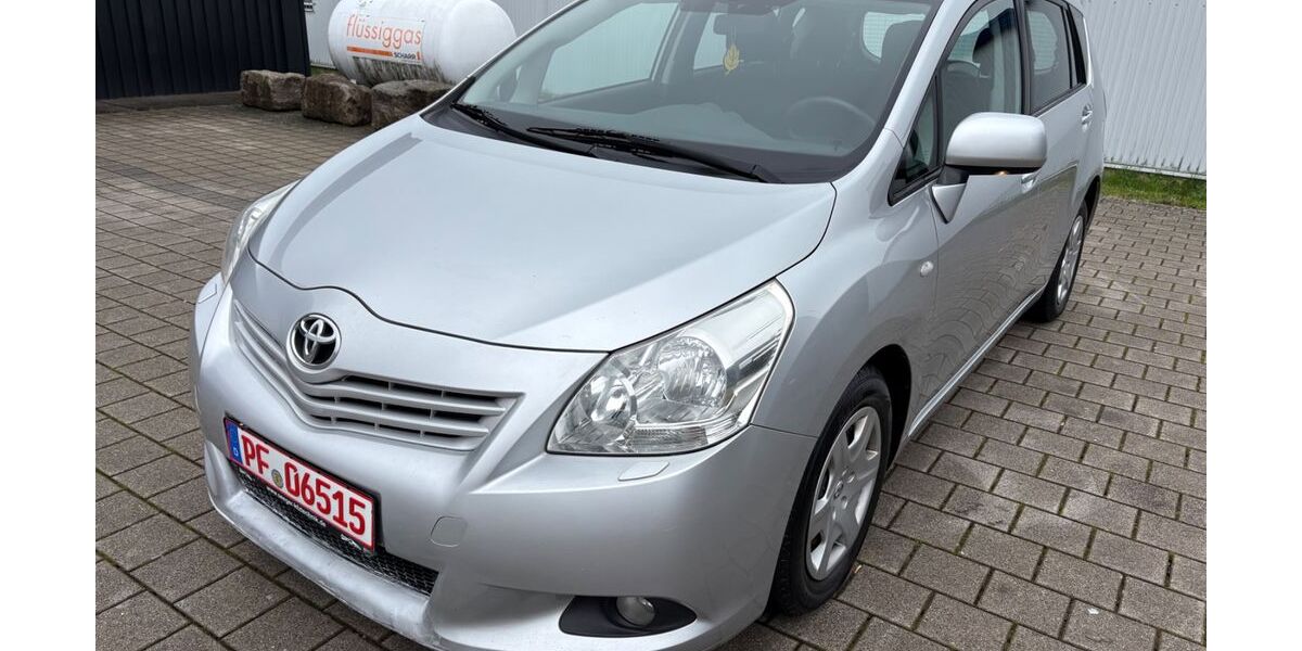 Toyota Verso 185.332 km 3.999 &euro; pforzheim 75179