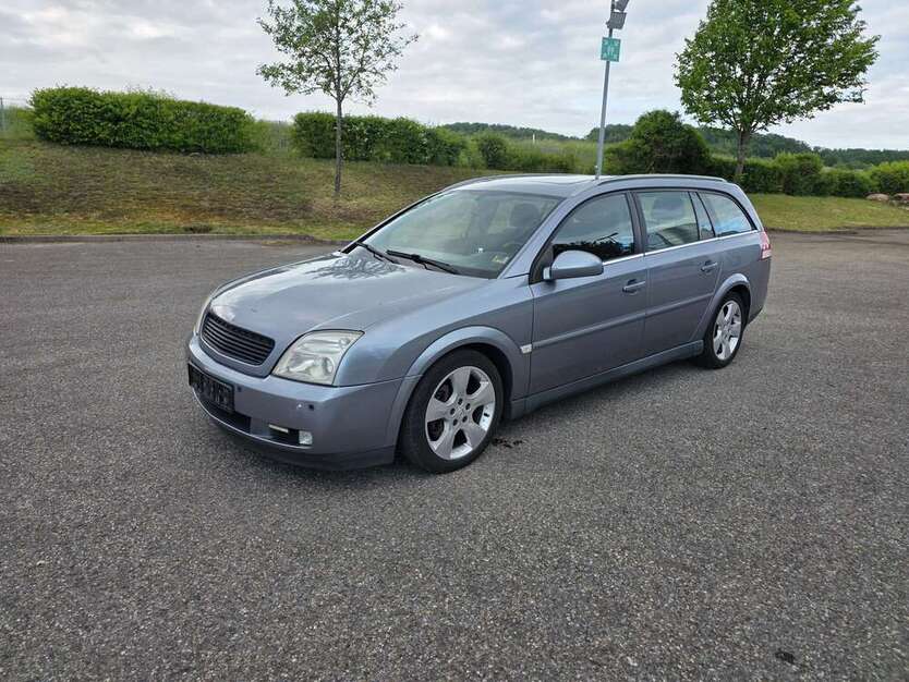 Opel Vectra 211.000 km 1.250 € Althengstett/Calw 75382