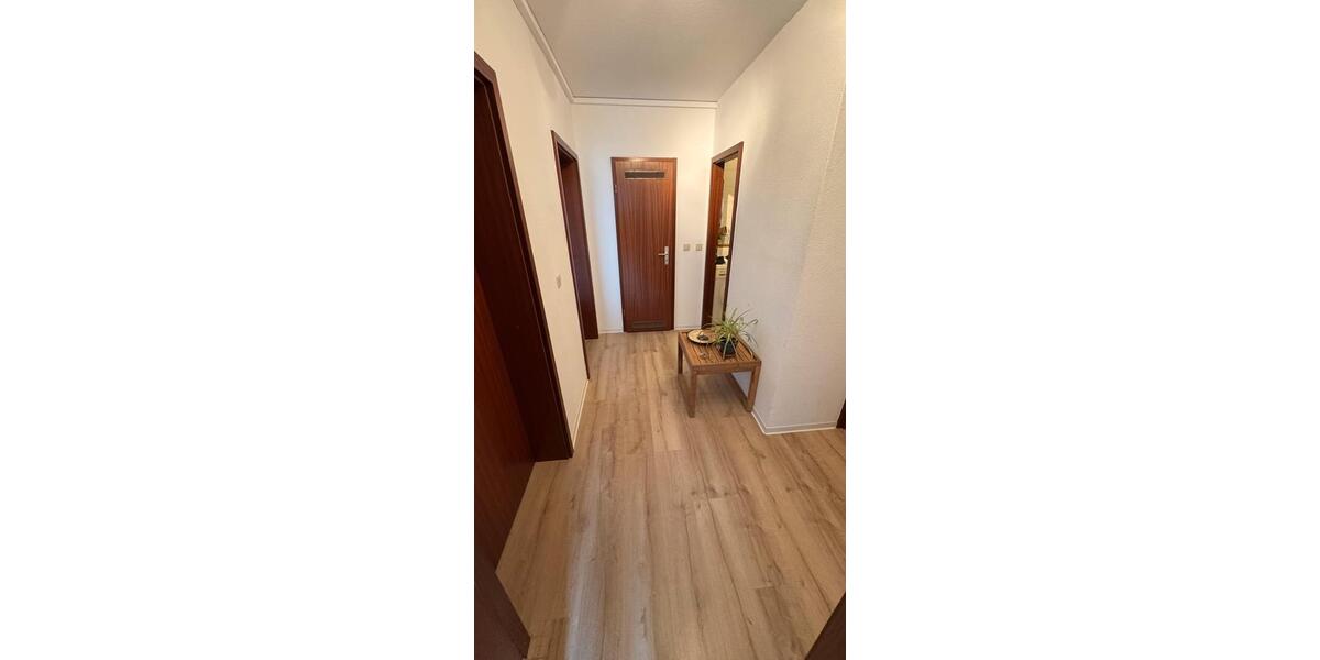 Möbliertes ,Helles Zimmer in der Innenstadt-West 1 zimmer