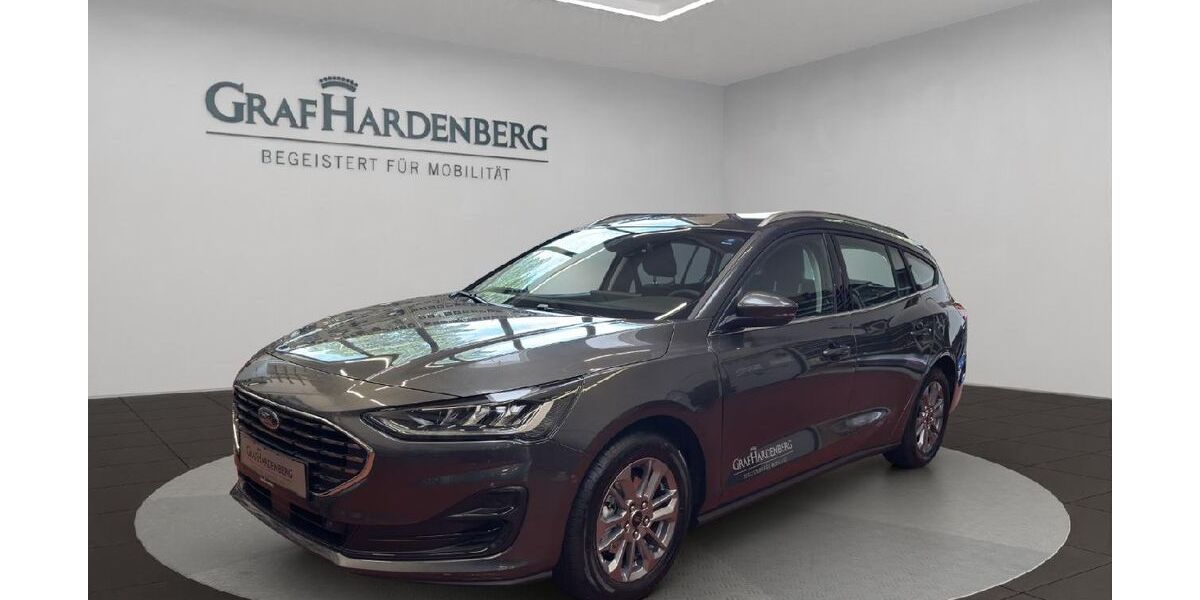 Ford Focus 9.900 km 29.980 &euro; Karlsruhe 76185