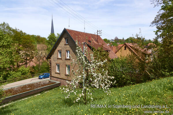Mehrfamilienhaus, Wohnhaus Maulbronn - 9 Zimmer, 265 m&sup2;, 495.000&euro; | Angebot:25745622