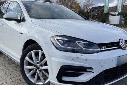 VW Golf 129.000 km 14.500 € Ditzingen 71254