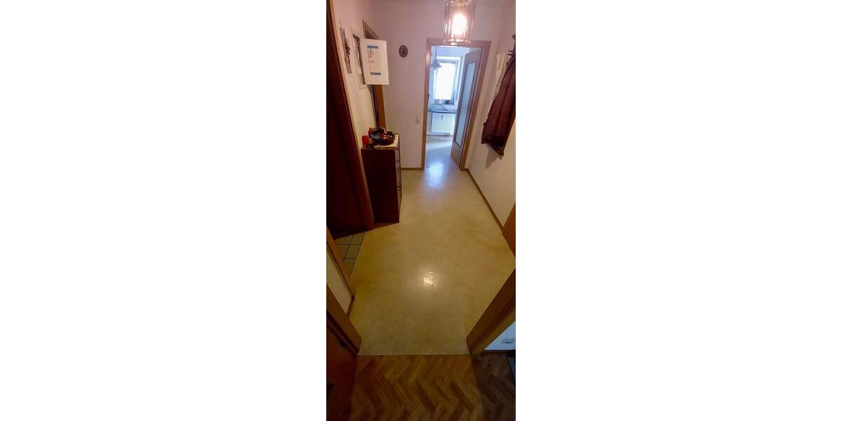 Barrierefreie 2 Zi-ETW mit XXL-Auto-Stellplatz 2 zimmer