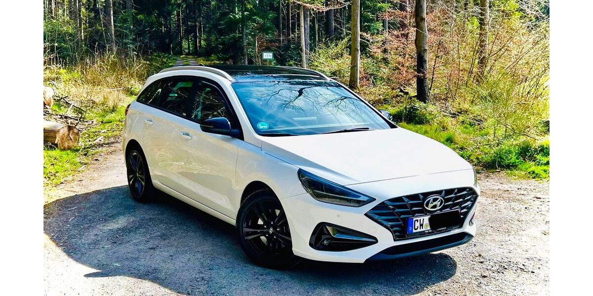 Hyundai i30 93.500 km 16.500 &euro; Bad Herrenalb 76332