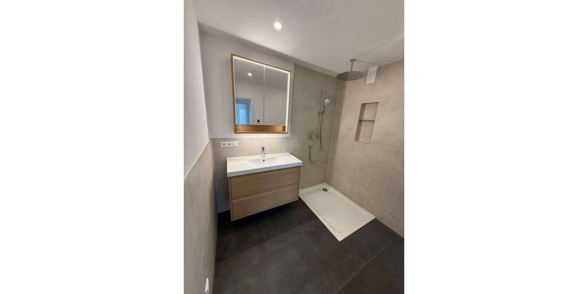 Wohnung zum Kaufen in Pforzheim 249.000 € 65 m² 2 zimmer