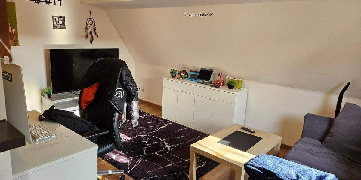 Mehrfamilienhaus mit zwei Wohnungen und Laden 6 zimmer