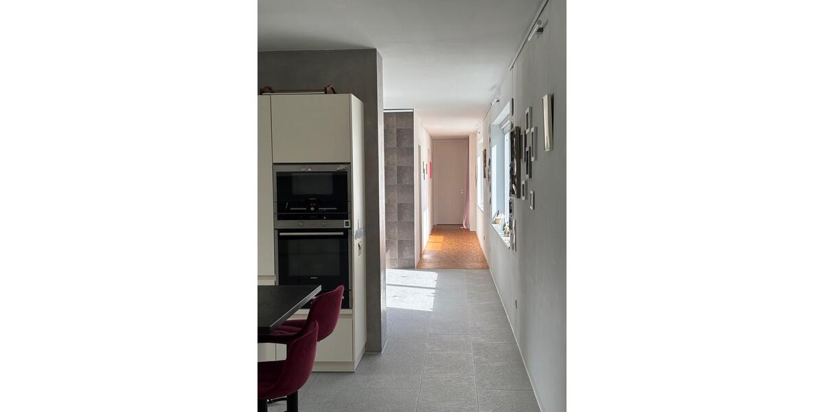 Etagenwohnung Karlsruhe Südstadt - 4 Zimmer, 137 m&sup2;, 2.395&euro; | Angebot:26574204