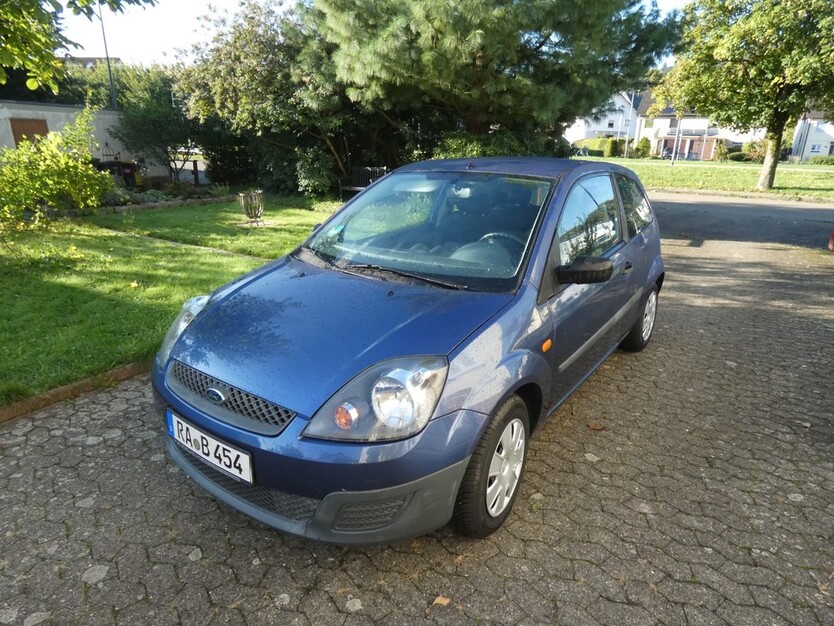 Ford Fiesta 65.000 km 2.500 € Gaggenau 76571