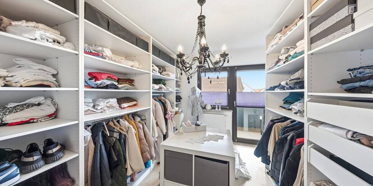 Doppelhaushälfte Stutensee Blankenloch - 8 Zimmer, 273 m&sup2;, 755.000&euro; | Angebot:26453482