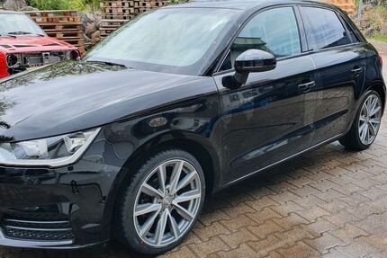 Audi A1 54.000 km 12.690 &euro; Vaihingen an der Enz 71665