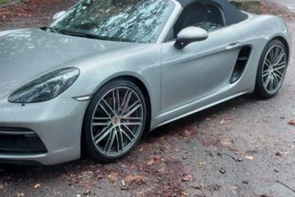Porsche Boxster 77.000 km 69.890 € Stuttgart 70499
