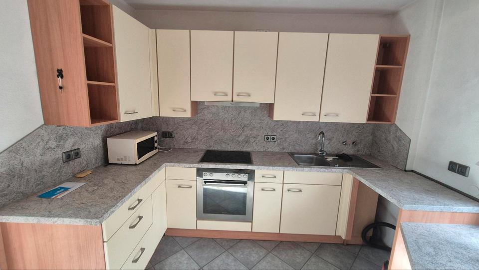 Geräumiges Reihenmittelhaus in traumhafter Lage - Blick über PF 6 zimmer