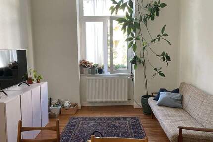 Schicke Altbauwohnung in zentraler Lage - kurzfristig verfügbar 3 zimmer