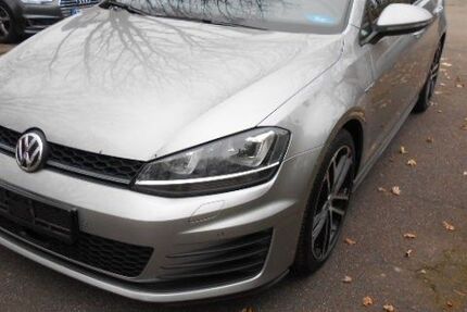 VW Golf 220.000 km 8.500 &euro; Karlsruhe 76227