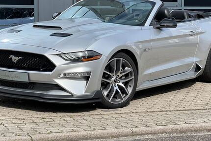 Ford Mustang 80.669 km 30.999 &euro; Pfinztal 76327