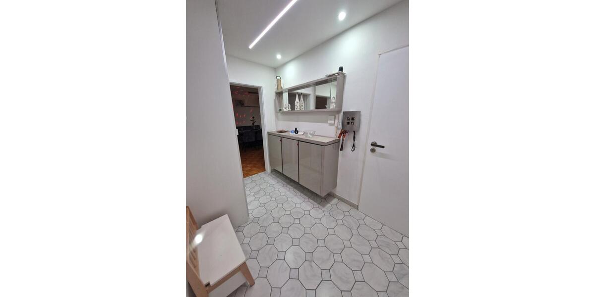 Dachgeschoßwohnung Tiefenbronn - 3 Zimmer, 75 m&sup2;, 269.000&euro; | Angebot:26032041