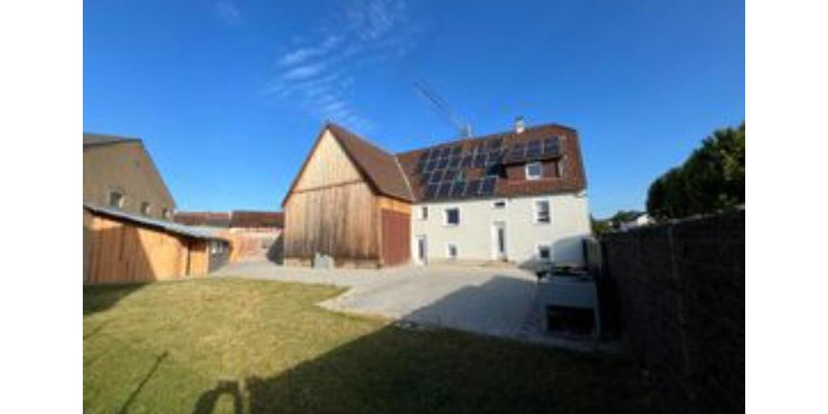 Kernsaniertes Einfamilienhaus mit Grundstück 6 zimmer