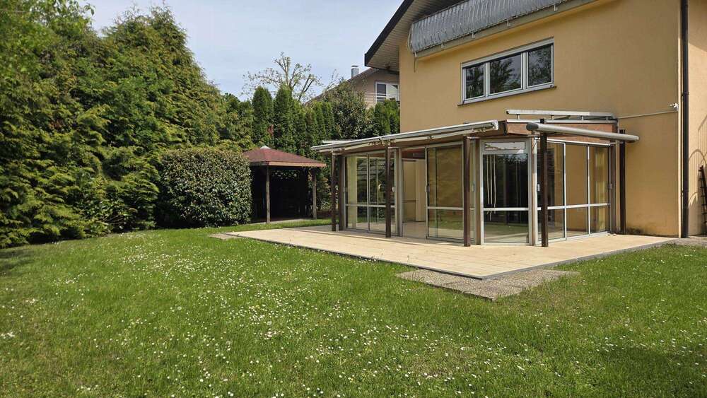 Etagenwohnung Bretten - 3 Zimmer, 110 m&sup2;, 1.045&euro; | Angebot:26517302