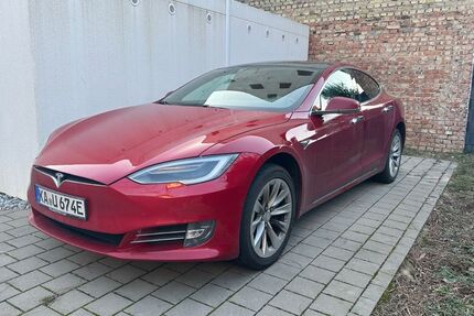 Tesla Model S 195.000 km 22.499 &euro; Stutensee 76297