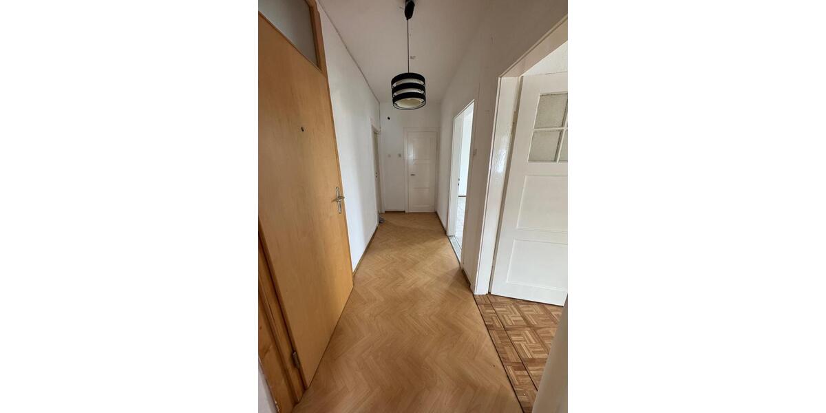 Etagenwohnung Neuenbürg - 2 Zimmer, 74 m&sup2;, 800&euro; | Angebot:26326747