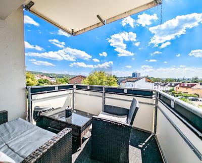 MEHR RAUM FÜR FAMILIE - GRÜN UND ZENTRAL - Etagenwohnung Sindelfingen | Angebot:27154217
