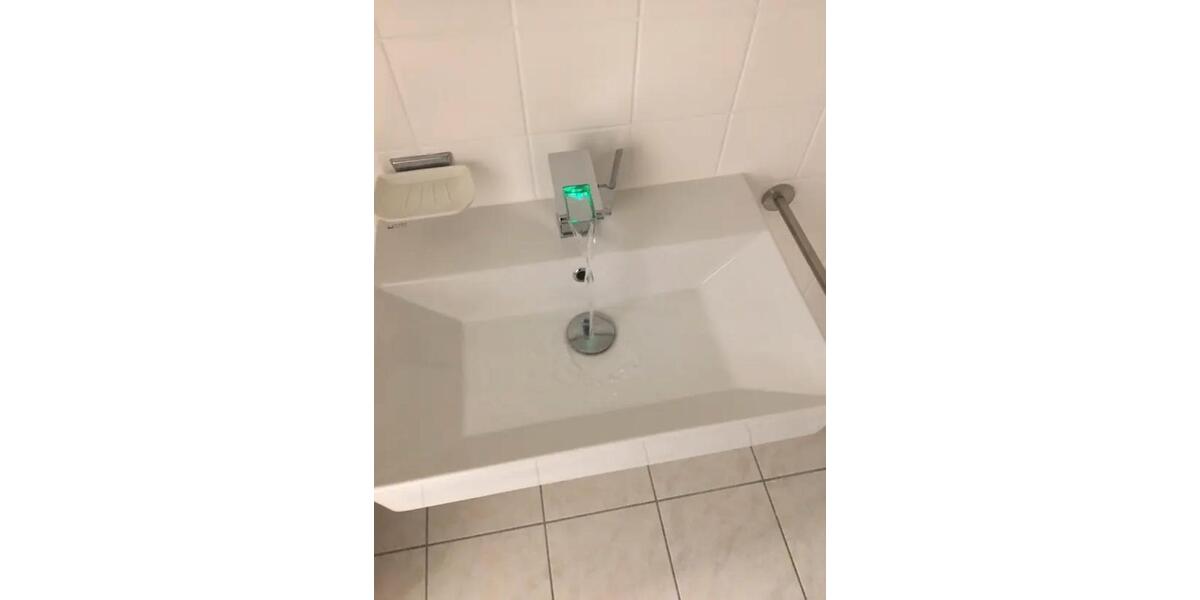 Tolle Lage, BARRIEREFREI PLUS GARTEN 017610365486 über Whatsapp 2 zimmer