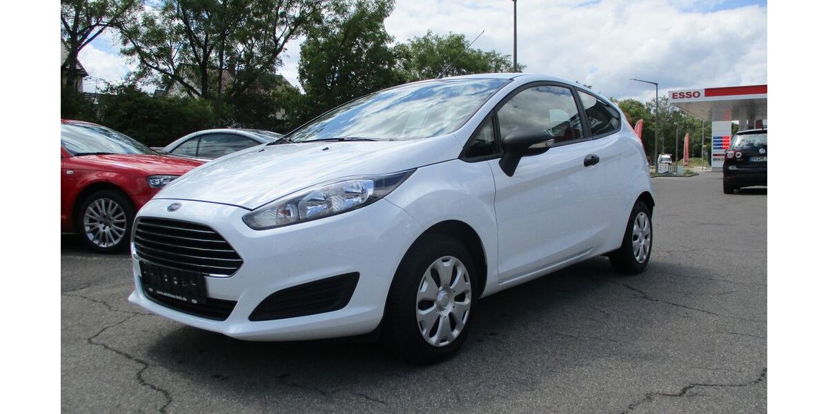 Ford Fiesta 111.839 km 4.100 &euro; Sindelfingen 71069