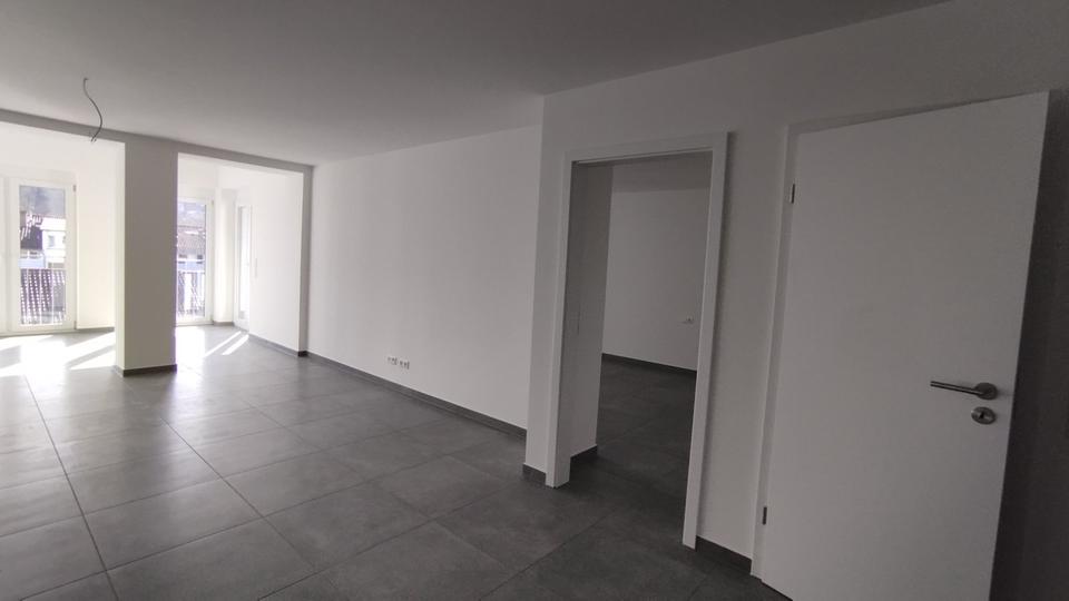 Etagenwohnung Mühlacker - 3 Zimmer, 115 m&sup2;, 1.140&euro; | Angebot:25632700