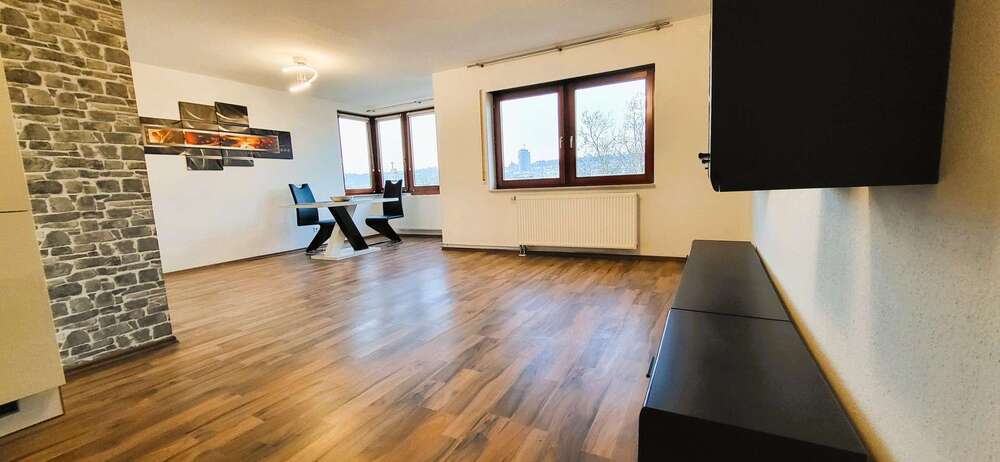Wohnung zum Kaufen in Pforzheim 210.000 € 58 m²