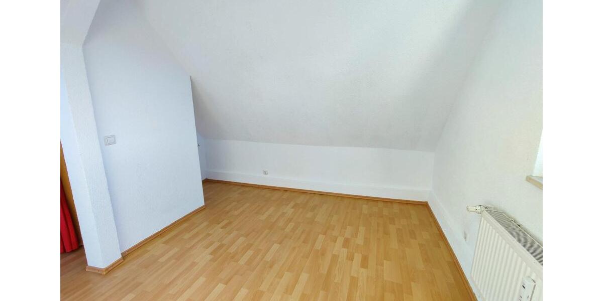 Dachgeschoßwohnung Pfinztal - 2 Zimmer, 34 m&sup2;, 125.000&euro; | Angebot:26215226