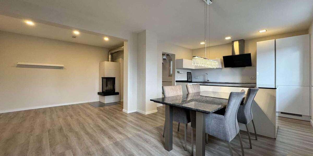 Einfamilienhaus Sachsenheim Hohenhaslach - 3 Zimmer, 102 m&sup2;, 370.000&euro; | Angebot:25690274