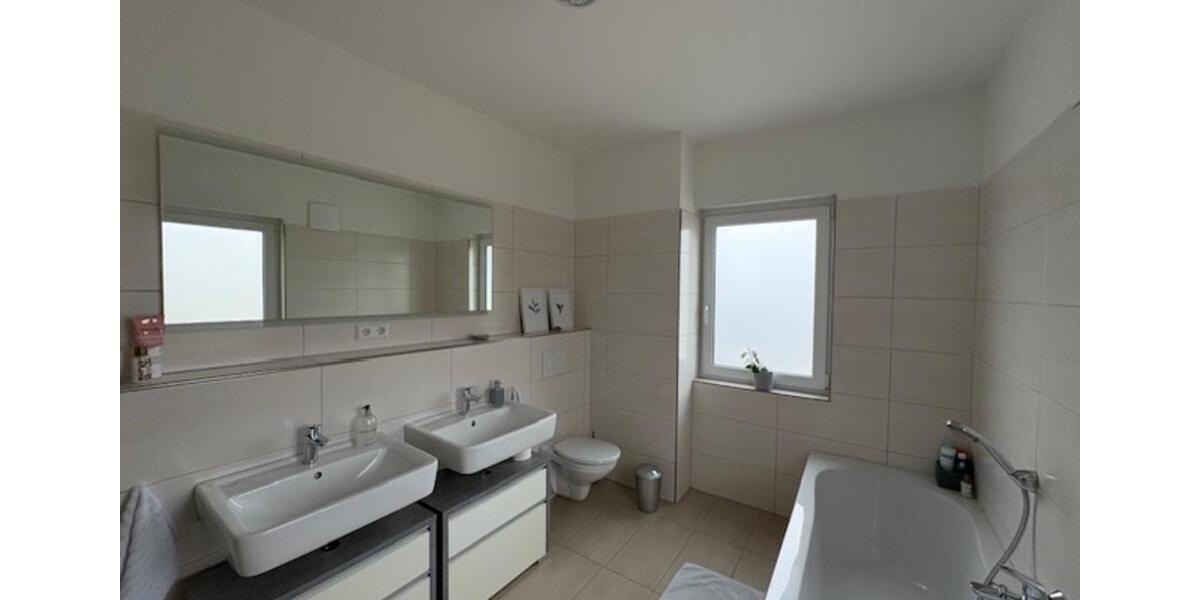 Einfamilienhaus Weingarten (Baden) - 5 Zimmer, 135 m&sup2;, 945.000&euro; | Angebot:25648103