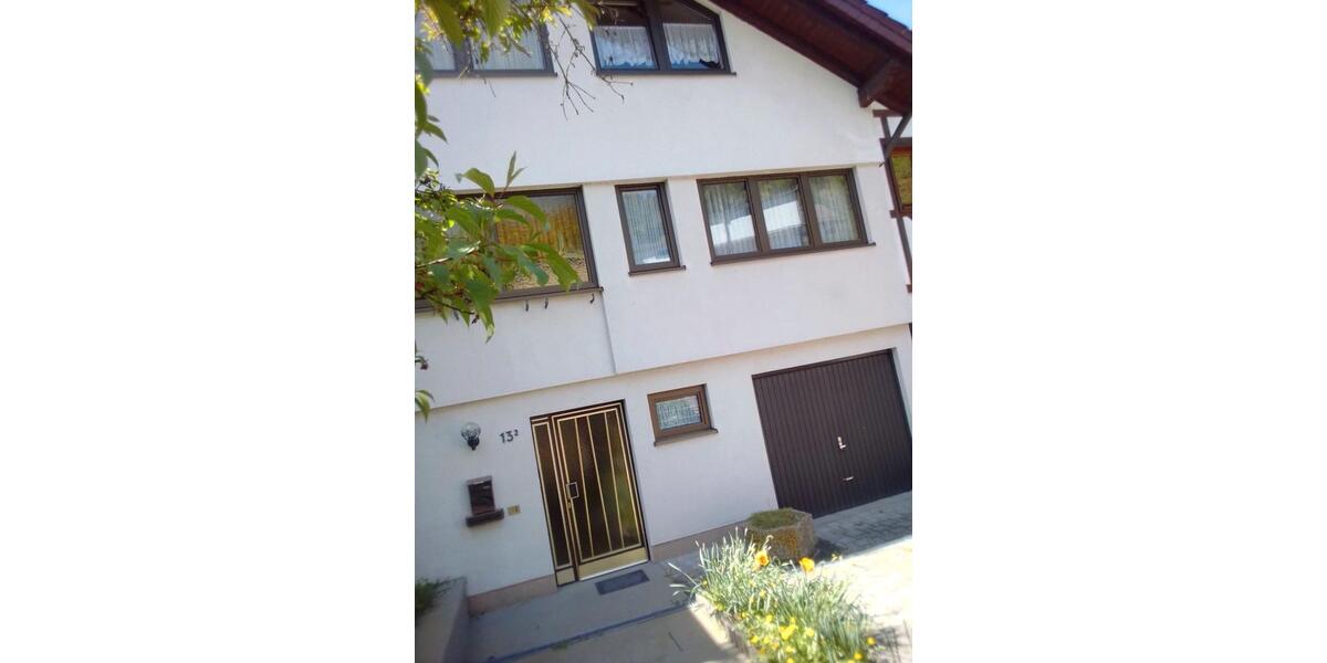 Reihenhaus Bad Liebenzell - 8 Zimmer, 230 m&sup2;, 439.000&euro; | Angebot:26310838