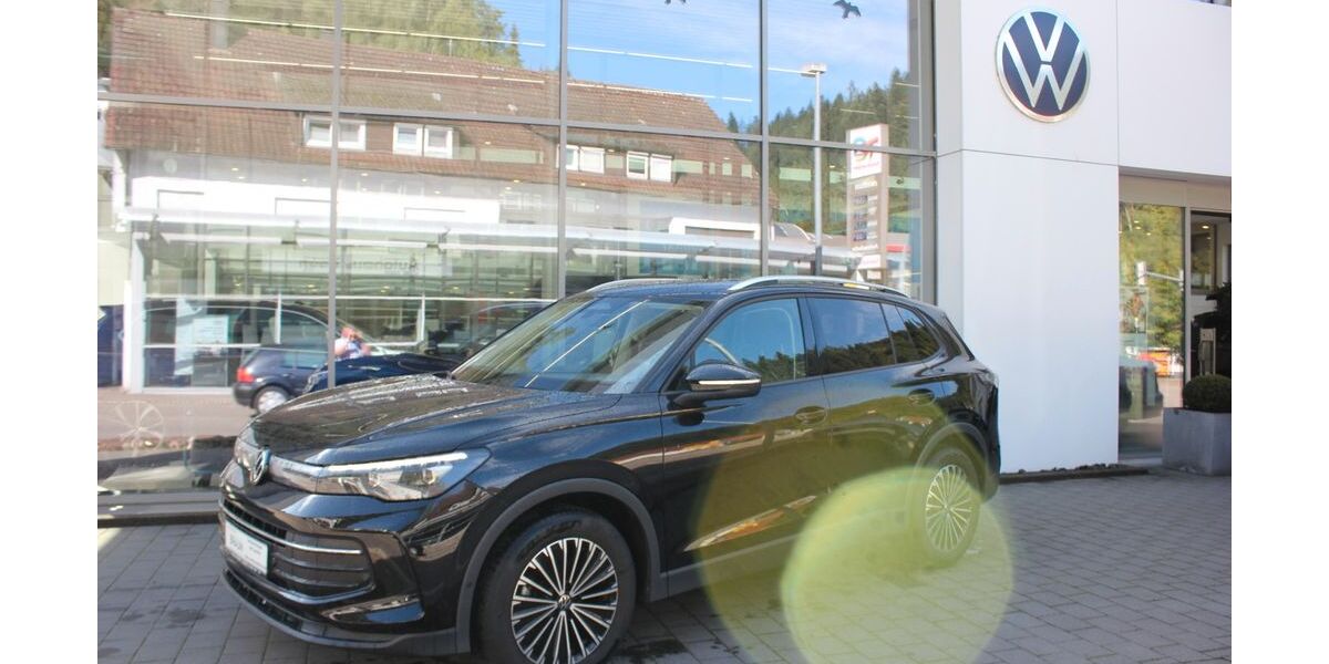 VW Tiguan 22.990 km 31.490 &euro; Wildberg 72218