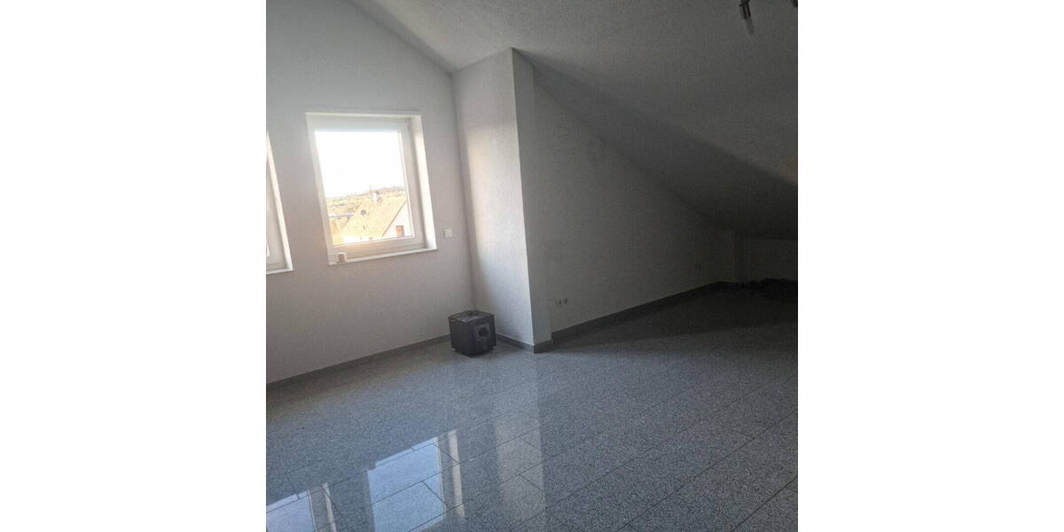 Doppelhaushälfte Pforzheim Nordweststadt - 7 Zimmer, 161 m&sup2;, 565.000&euro; | Angebot:26213556