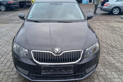 Skoda Octavia 218.000 km 8.490 &euro; Karlsruhe 76185