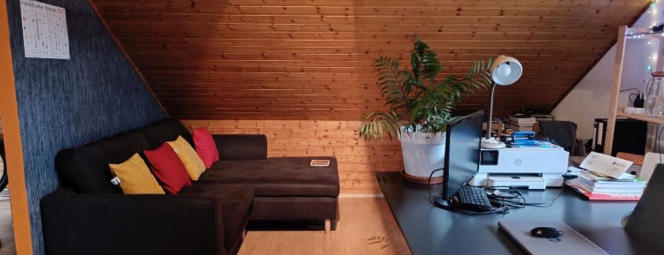 Dachgeschoßwohnung Straubenhardt - 1 Zimmer, 80 m&sup2;, 570&euro; | Angebot:26321300