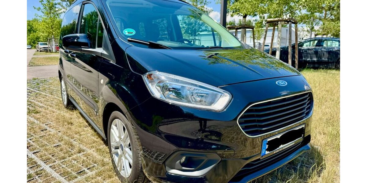 Ford Tourneo Courier 52.000 km 12.800 &euro; Leonberg 71229