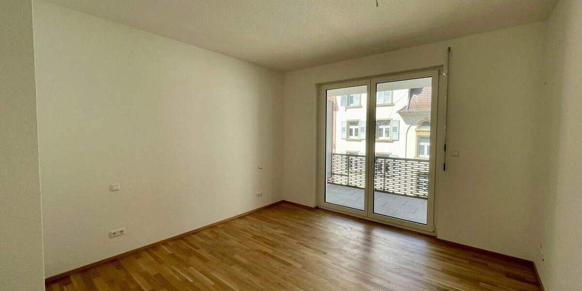 Etagenwohnung Karlsruhe Mühlburg - 2 Zimmer, 77 m&sup2;, 1.175&euro; | Angebot:25657333