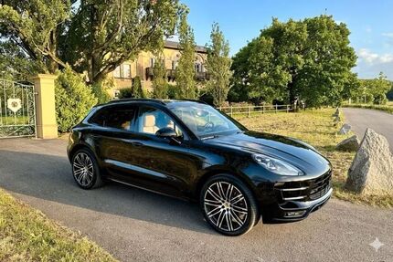 Porsche Macan 88.000 km 46.900 € Gaggenau 76571