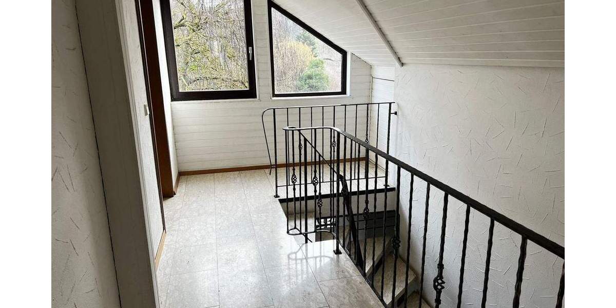 Mehrfamilienhaus, Wohnhaus Remchingen- Nöttingen Nöttingen - 7 Zimmer, 185 m&sup2;, 449.000&euro; | Angebot:25708092