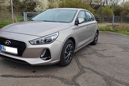 Hyundai i30 114.000 km 11.400 &euro; Ettlingen 76275