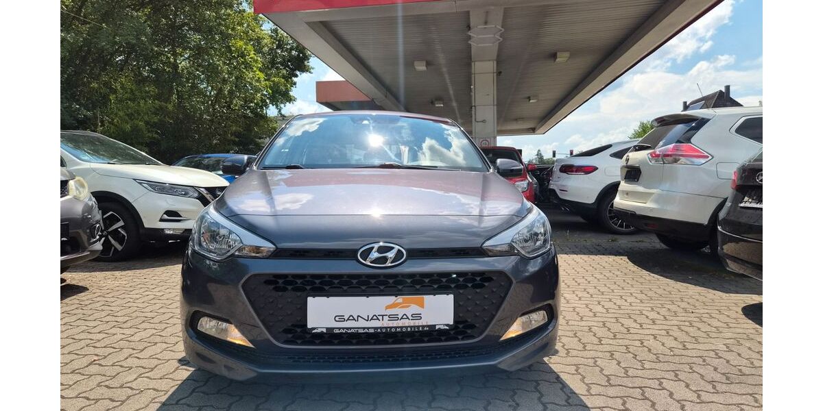 Hyundai i20 63.000 km 7.900 &euro; Neumalsch 76316