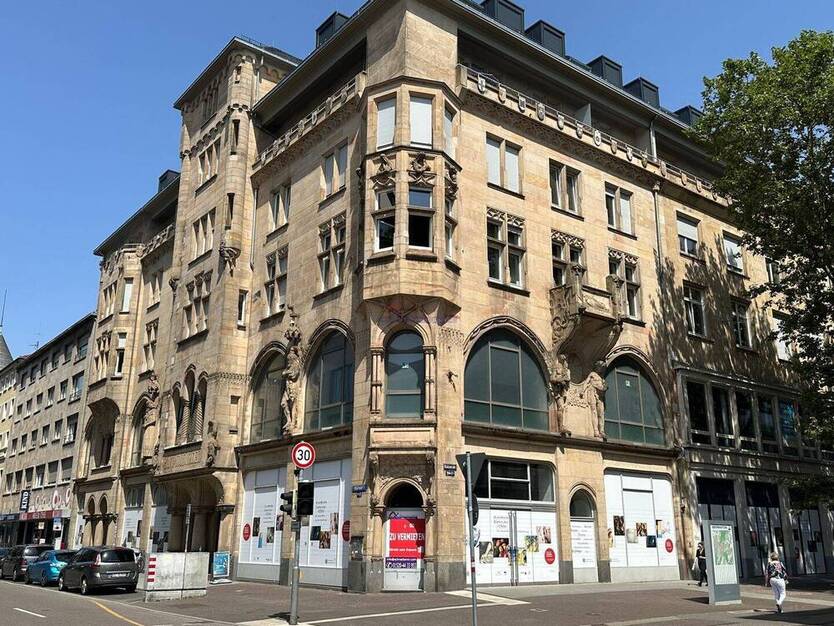 Eckladen mit 13m Front in 1A-Lage ab 140m² - 280m²