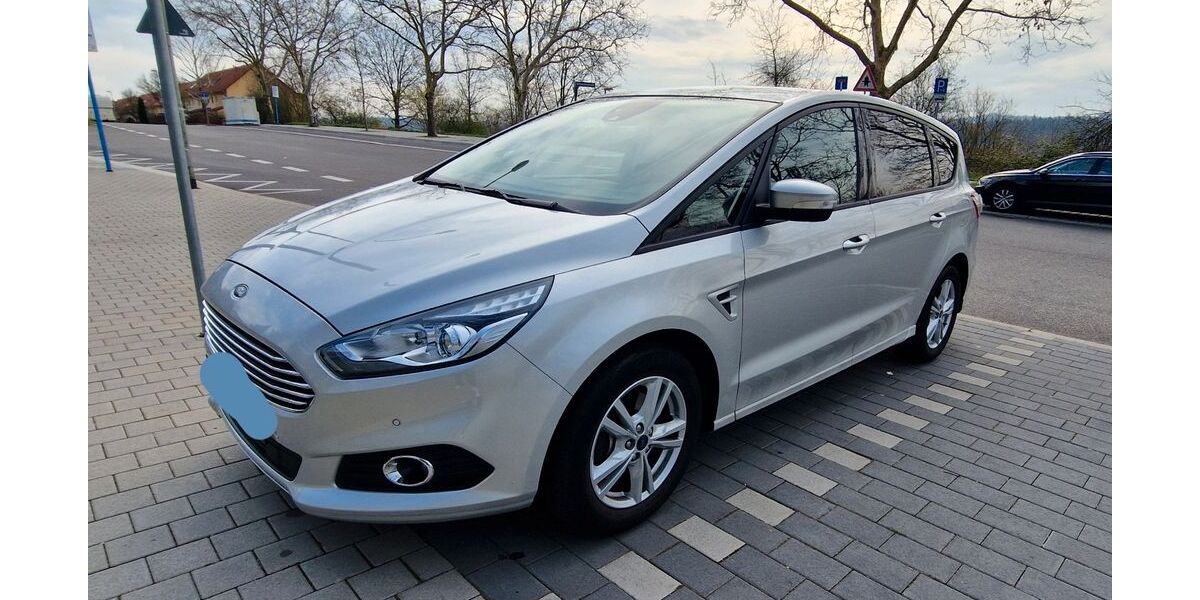 Ford S-Max 165.560 km 12.500 &euro; Pforzheim 75177